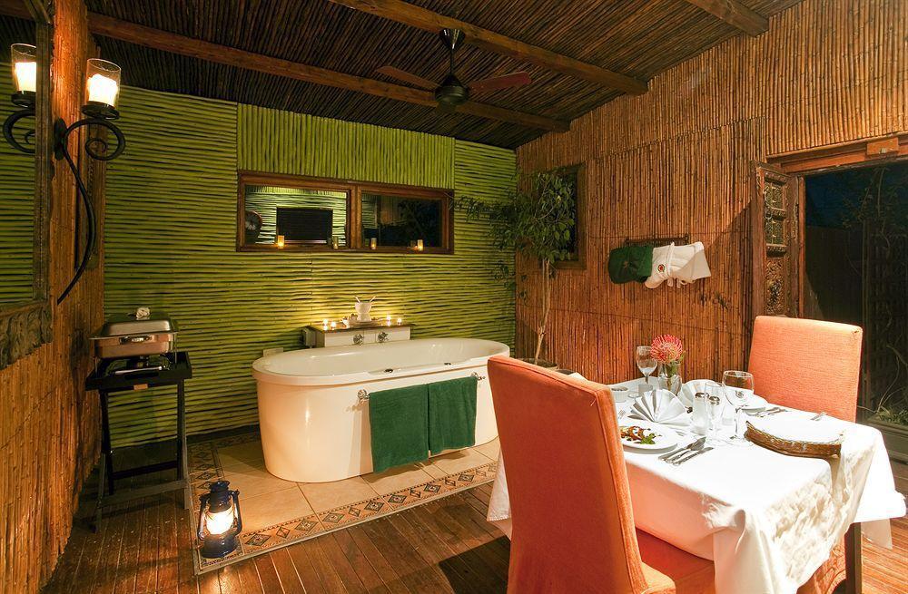 Gwahumbe Game & Spa Mid Illovo Exterior photo